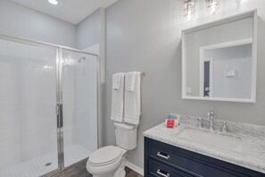 Villa (5 Bedrooms) | Bathroom