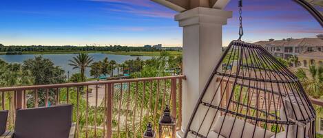 Apartment (2 Bedrooms) | Front of property