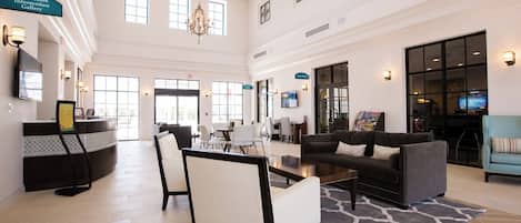House (5 Bedrooms) | Property amenity