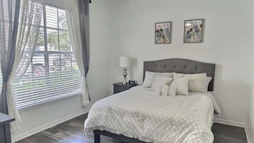 1 bedroom, desk, iron/ironing board, free WiFi