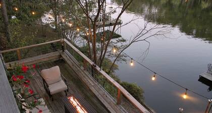 Beautiful Lake Escape