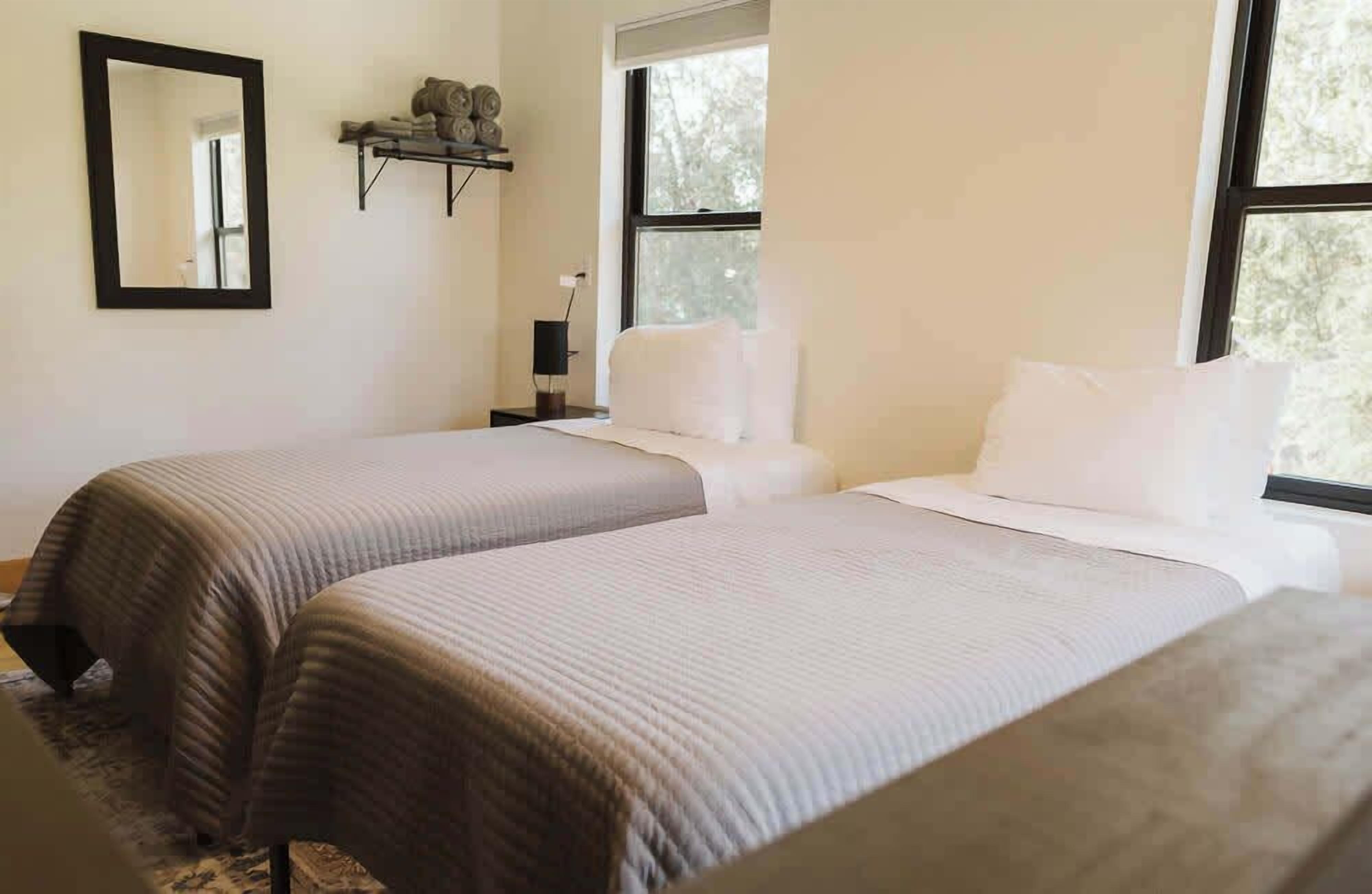 2 bedrooms, WiFi, bed sheets