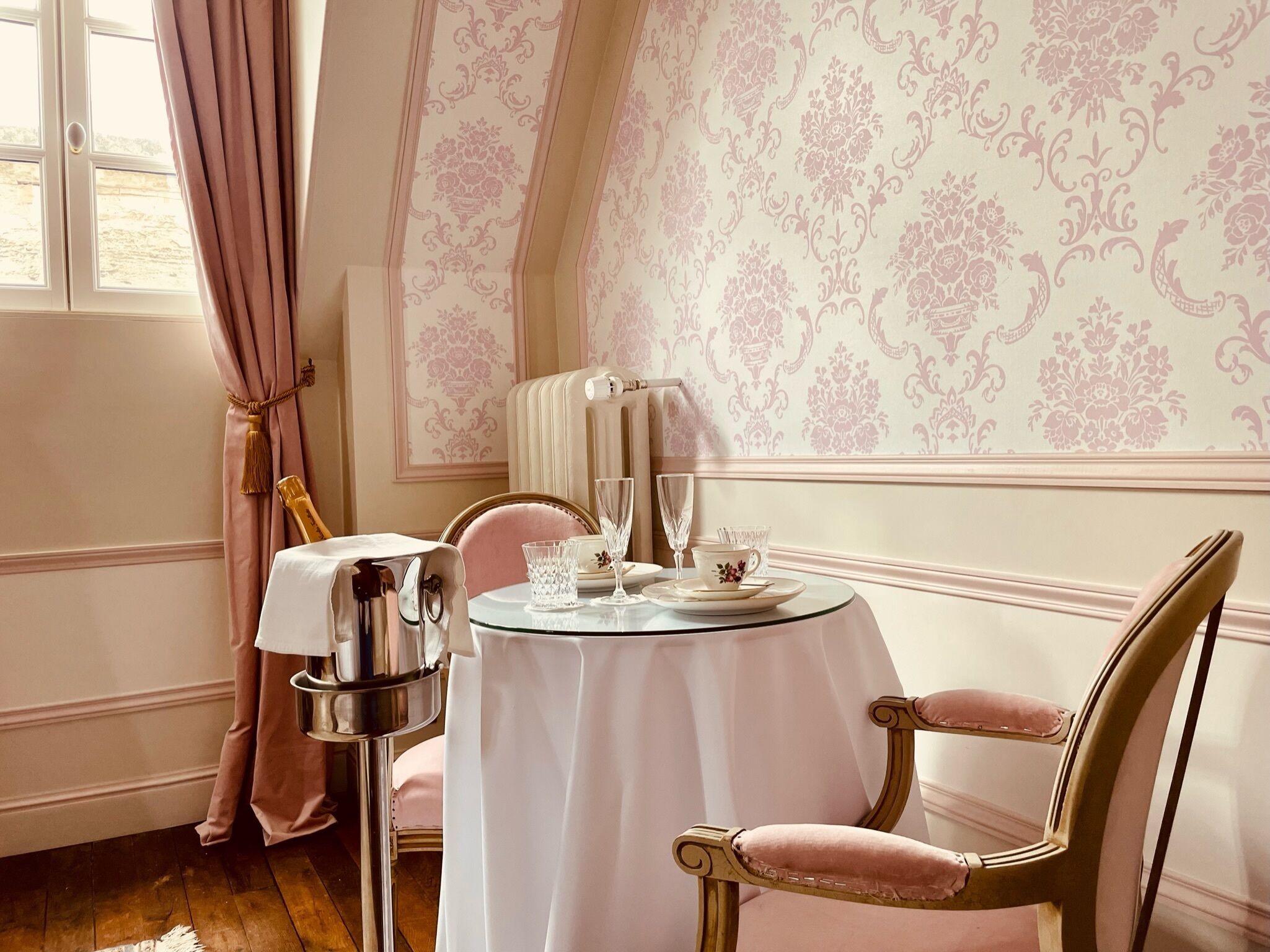 Signature Room, 1 Queen Bed, Ensuite | Premium bedding, memory foam beds, individually decorated