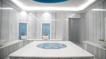 Couples treatment room(s), steam room, Turkish bath/hammam, hydrotherapy