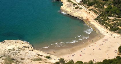 Casa adosada con jardin y barbacoa a dos pasos de la playa