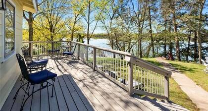 The Landing Spot On Clearwater Lake