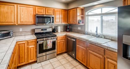 NEW!! Summer Fun on Golf Course & Near River or Lake
