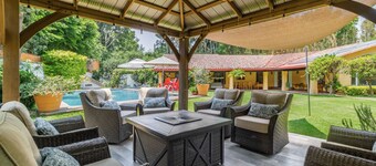 Amazing home for 10 people. "La Casa del Laurel"