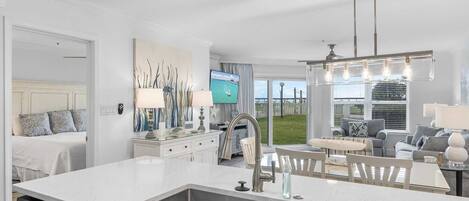 2 Schlafzimmer, Schreibtisch, Bügeleisen/Bügelbrett, WLAN