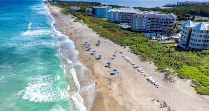 Oceanfront Condo- Stuart in beautiful Hutchinson Island Florida