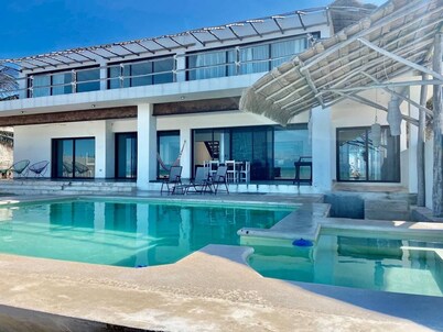 Casa A LA Orilla DEL MAR CON Piscina