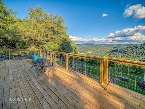 Best View! Beautiful Ozarks cabin ON rim of AR Grand Canyon! Many new updates