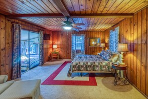3 Schlafzimmer, Schreibtisch, Bügeleisen/Bügelbrett, kostenloses WLAN