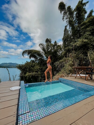 Bubble Lodge Lux/Lake Front/Wifi