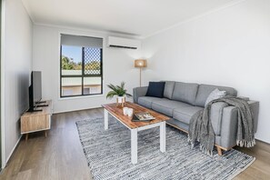 Televisor, Netflix, serveis de streaming i oficines 