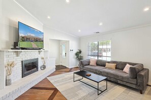 TV, fireplace, offices