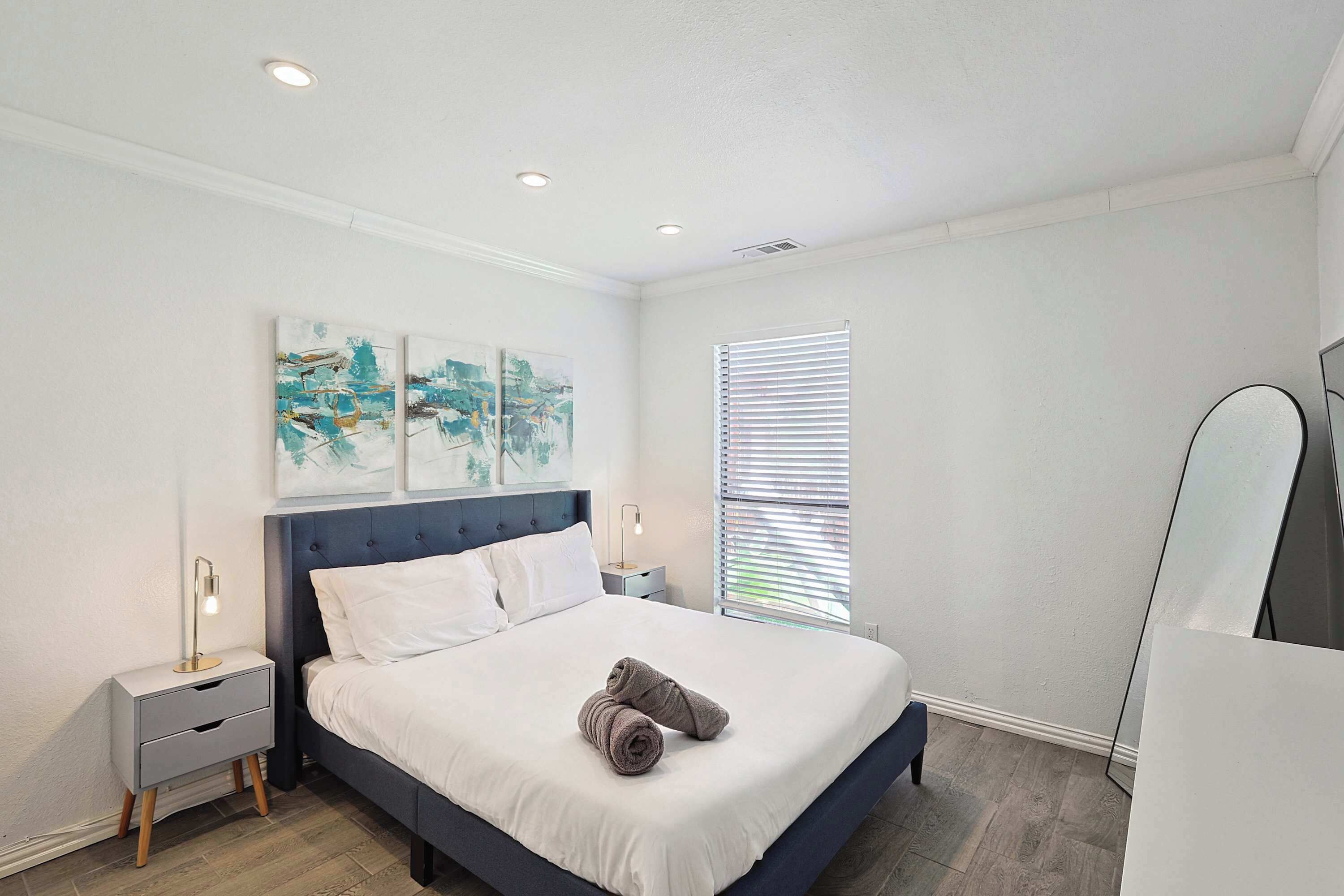 4 chambres, bureau, fer et planche à repasser, Wi-Fi