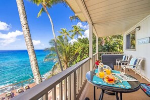 Property grounds - Poipu Palms 204 – Oceanfront Views, Intimate Complex, Plunge Pool (Koloa)