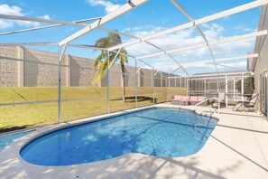 Pool - Beautiful 5/5 bedroom home!!! (Davenport)