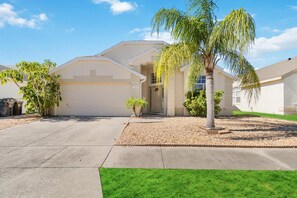Exterior - Beautiful 5/5 bedroom home!!! (Davenport)