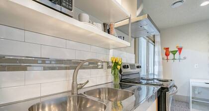 Suite 15 · A Simply `Suite` Escape!