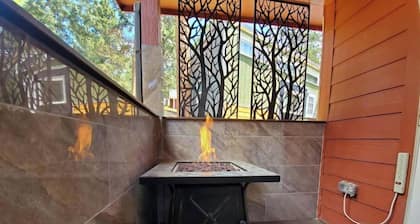 "Luxury Mountain Retreat,Tiny Home Away from Home"