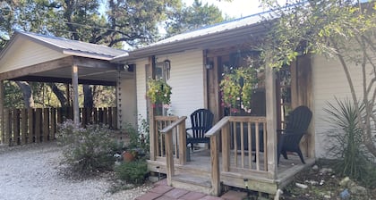 Private Guest House in the heart of Wimberley, Texas