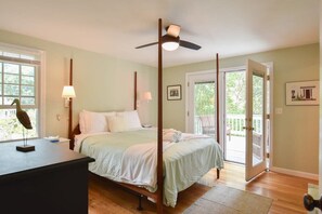 4 chambres, fer et planche à repasser, Wi-Fi, draps fournis