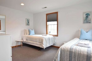 2 slaapkamers, een strijkplank/strijkijzer, wifi, beddengoed