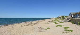 Beautiful Views of Cape Cod Bay!