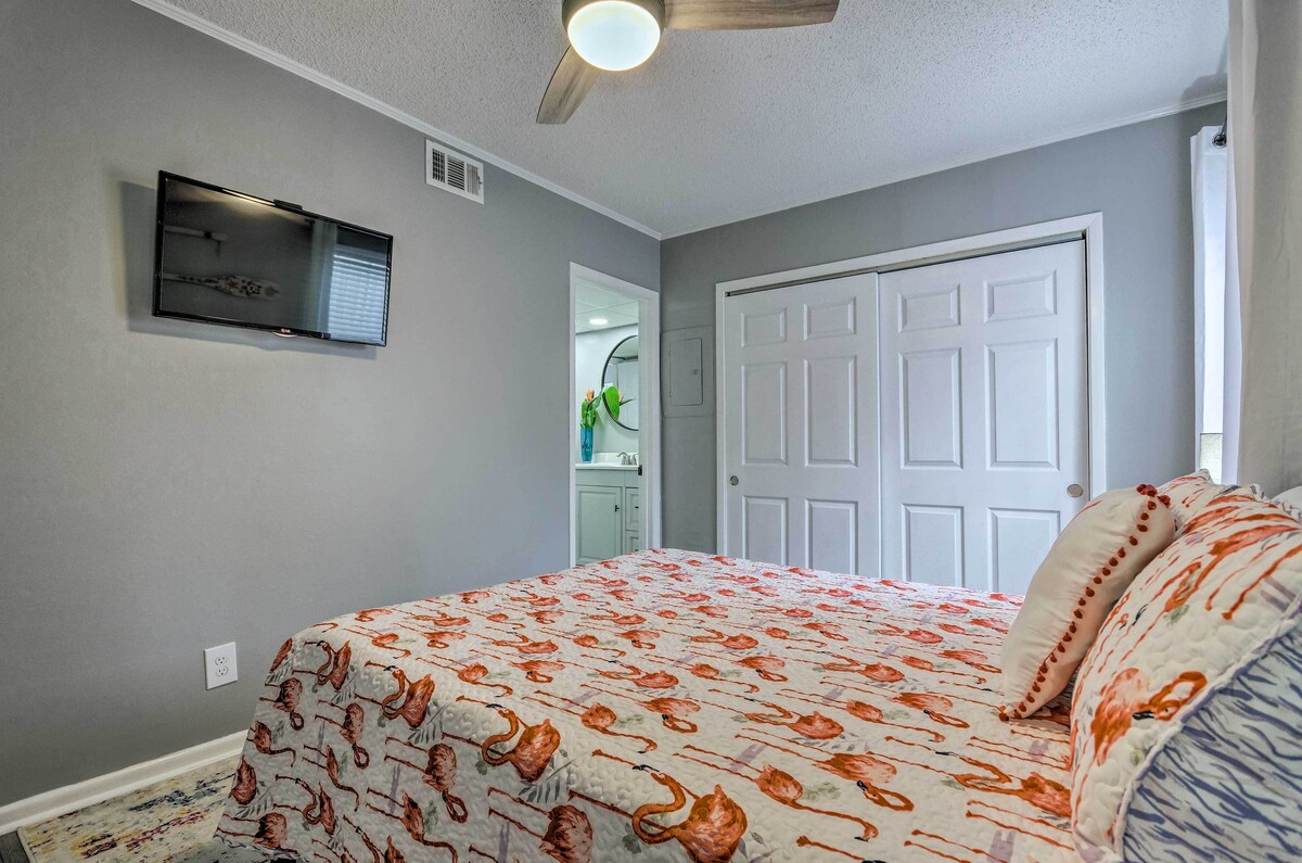 Photo 17 of Cozy Destin Condo w/ Amenities + Private Beach!