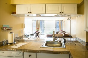 Private kitchen - Amazing Views 13th Floor 1-Bedroom Makaha Valley (Waianae)