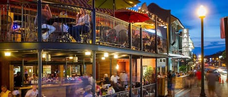 Restauration extérieure