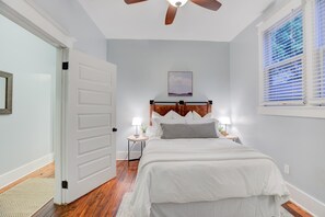 1 Schlafzimmer, Bügeleisen/Bügelbrett, Reisekinderbett, kostenloses WLAN