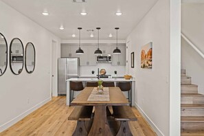 Appart'hôtel, 3 chambres | Cuisine privée