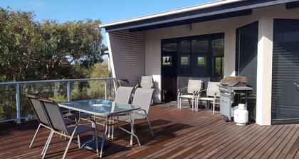 Stunning Sea Views on Surf