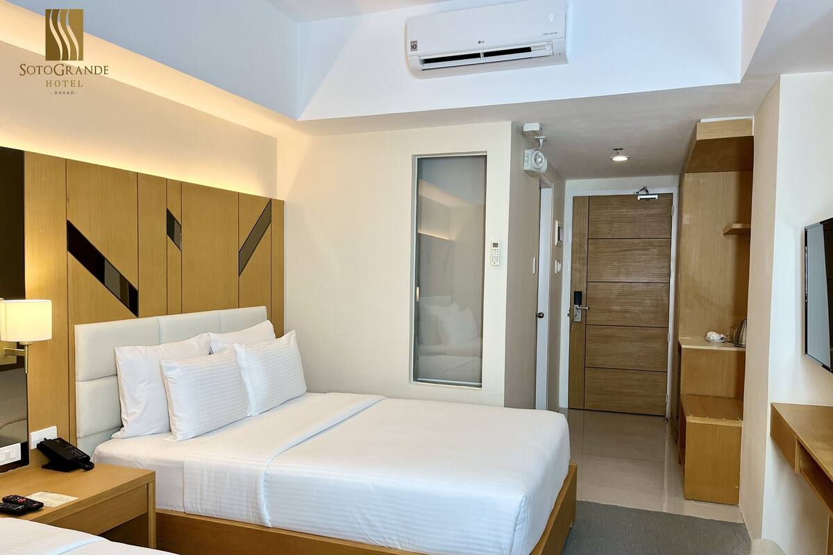 Double or Twin Room | In-room safe, desk, iron/ironing board (on request), free WiFi