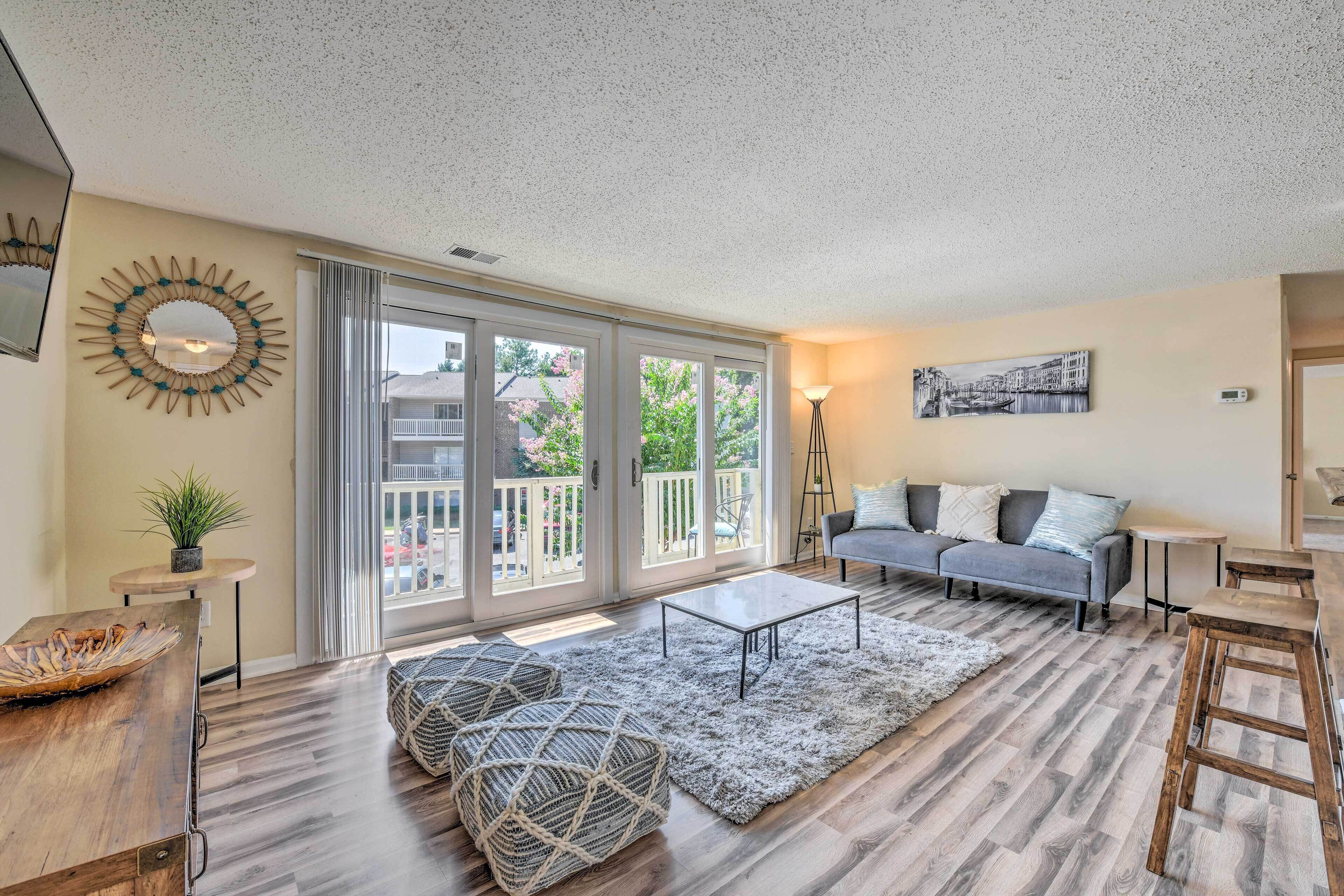 Inviting Charlotte Getaway - Half Mile to UNC!