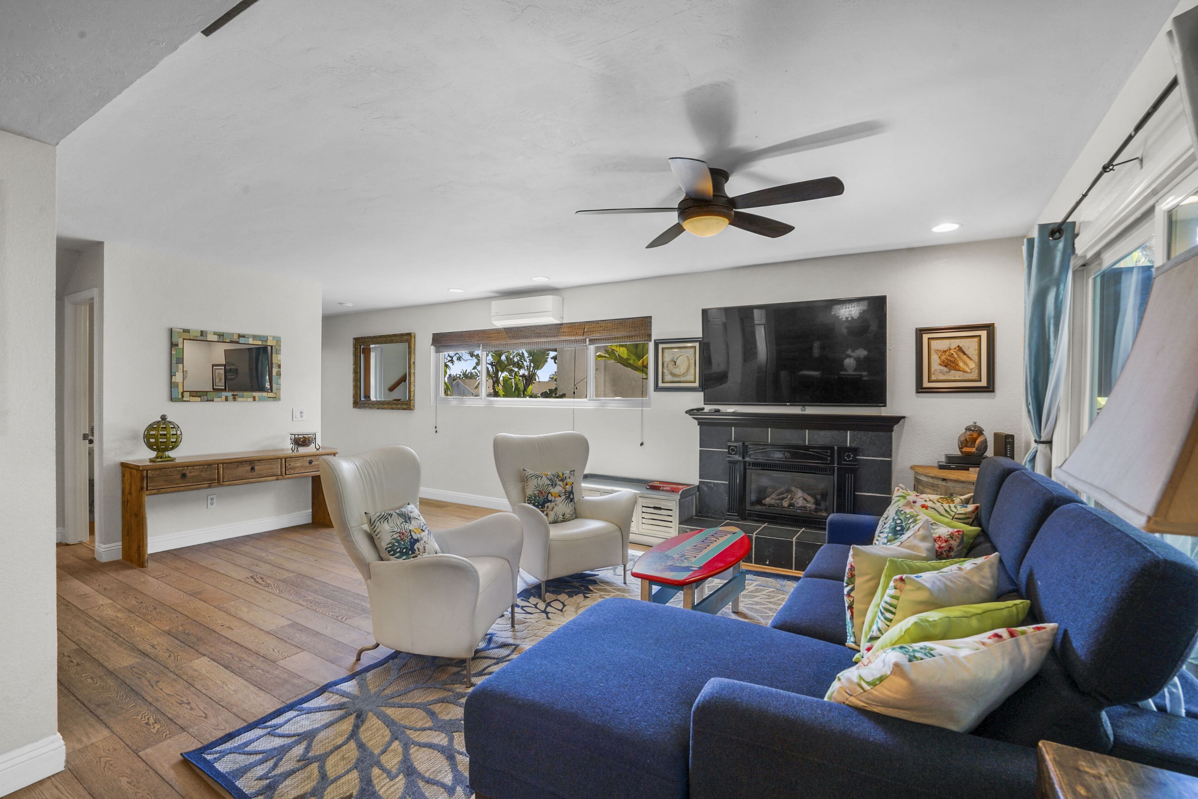 Smart-TV, Tischtennisplatte