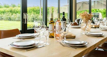 Country house surrounded by nature with hot tub