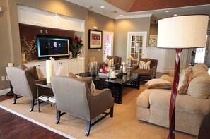 TV, DVD player, books, stereo