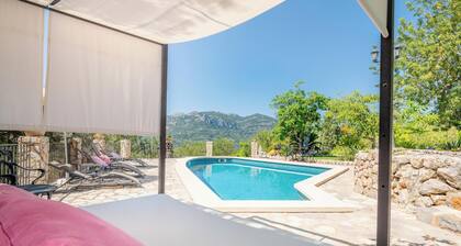 Finca "S'Olivar Major" mit Bergblick, WLAN, A/C, Pool, Garten & Terrasse