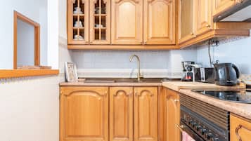 KylskÄp, ugn, spishÀll och diskmaskin