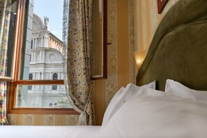 Chambre Supérieure, vue ville