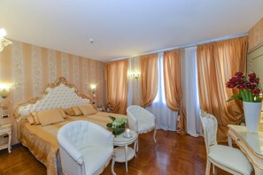 Superior Room, City View | 1 bedroom, minibar, free WiFi, bed sheets