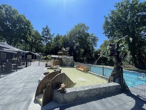 Pool - Stylish Stay Near Veluwe (Hoenderloo)