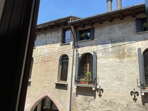 Vue depuis lâhĂ©bergement