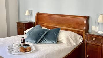 1 chambre, fer et planche Ă repasser, Wi-Fi gratuit, draps fournis