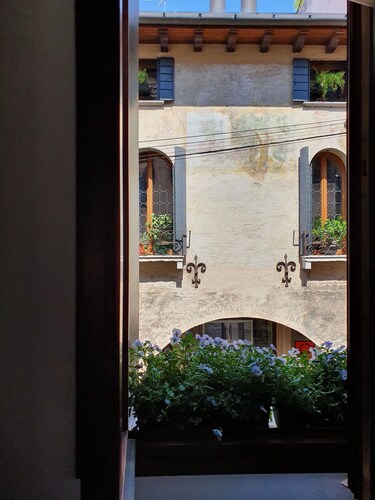 Charming apartment in the heart of the city