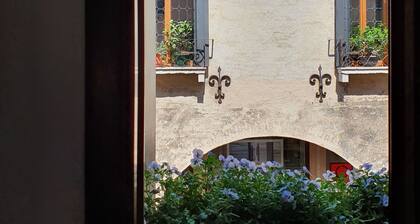 Charming apartment in the heart of the city